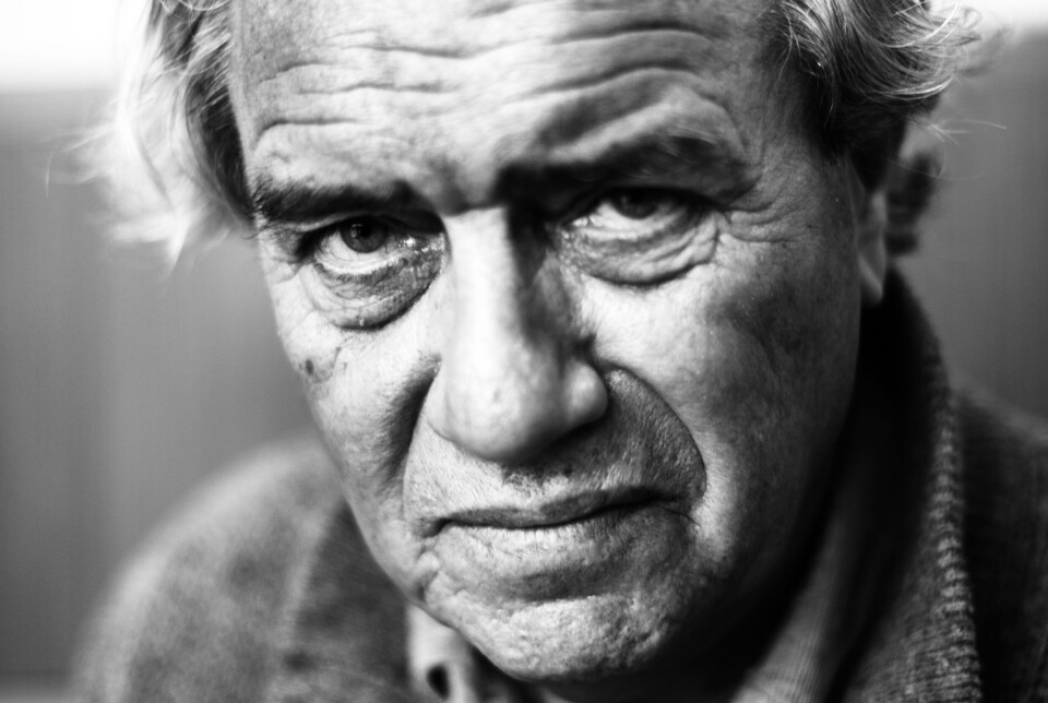 Torgeir Rebolledo Pedersen er utdannet arkitekt og debuterte med Tidr i 1983. Han har siden gitt ut en rekke diktsamlinger, litterære kabareter og korverk og dramatikk for scene, radio og dukketeater – og mottatt flere priser. Nå er han aktuell med diktsamlingen Sangbok for vanøre. Torgeir Rebolledo Pedersen er utdannet arkitekt og debuterte med Tidr i 1983. Han har siden utgitt en rekke diktsamlinger og mottatt flere priser. Nå er han aktuell med diktsamlingen Sangbok for vanøre.