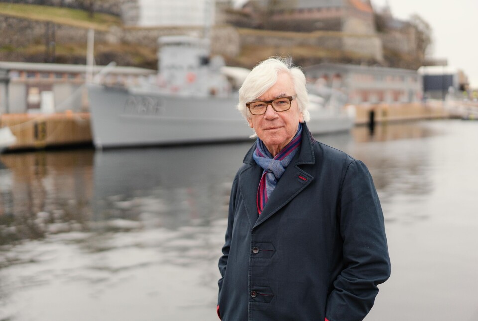 Ole Torp er journalist og tidligere programleder i NRK. Han har reist verden rundt som reporter for NRK og Dagbladet, og vært korrespondent i New York, Washington D.C. og Beijing. Torp er fra Bergen og bor i Oslo.