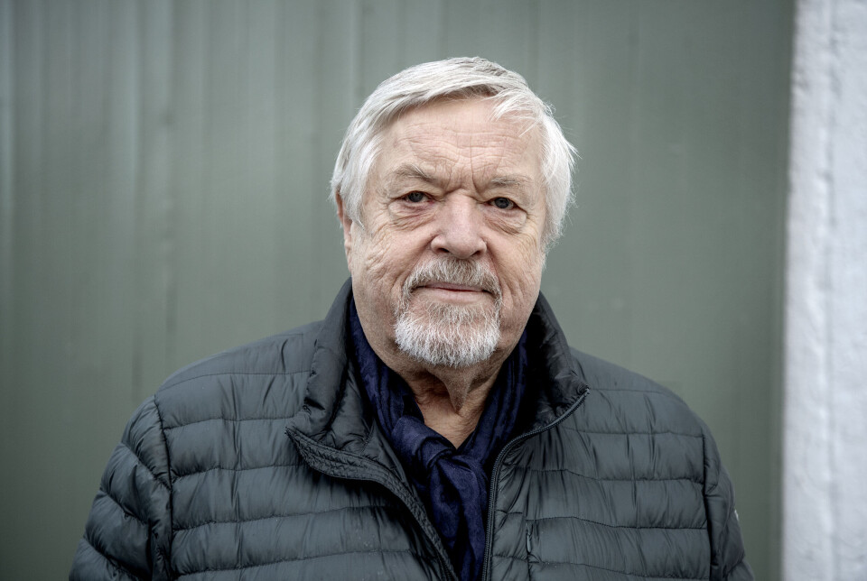 Svein Indrelid er professor emeritus i arkeologi fra Universitetet i Bergen. Han har utgitt en rekke artikler og bøker om kulturhistorie og arkeologi. Indrelid er fra Aurland og bor i Bergen. Svein Indrelid (f. 1943) er professor emeritus i arkeologi fra Universitetet i Bergen. Han har utgitt en rekke artikler og bøker om kulturhistorie og arkeologi. Indrelid er fra Aurland og bor i Bergen.
