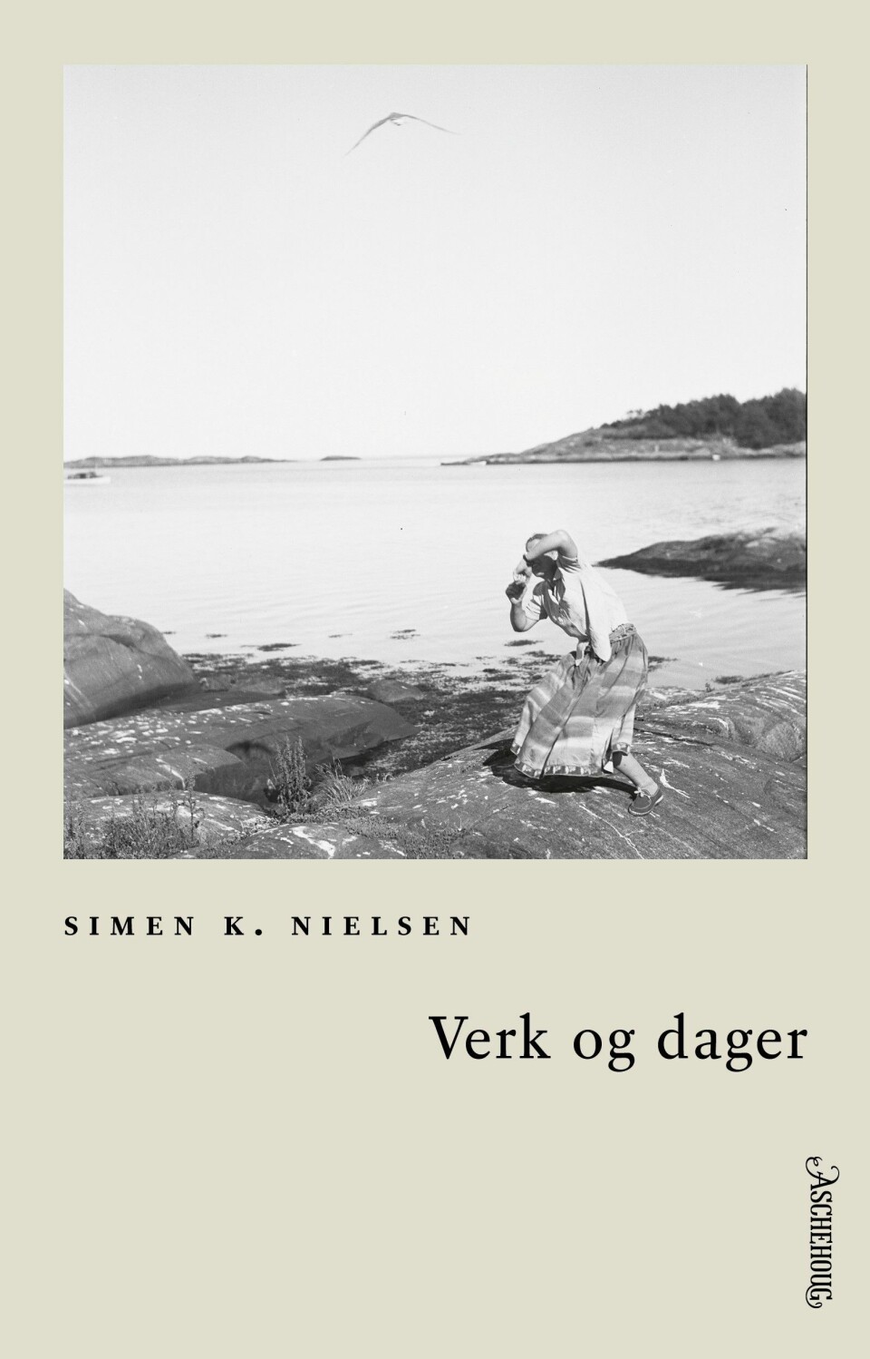 Verk og dager er Simen K. Nielsens tredje diktsamling.