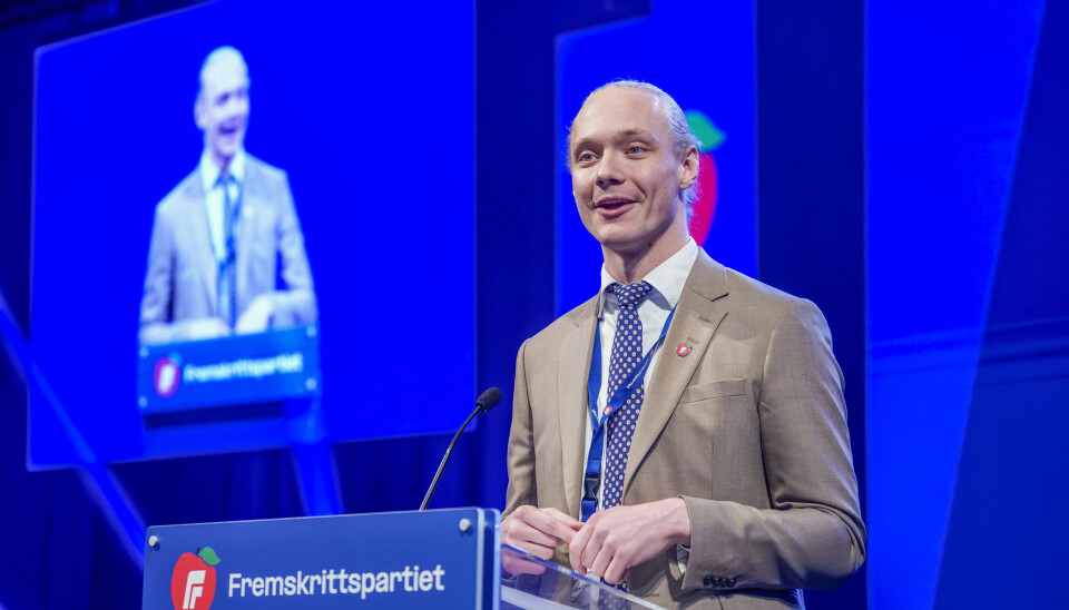 Simen Velle skal gi ut bok om hans meninger og hvorfor han mener det. Boken kommer til våren og gis ut av Aschehoug. Simen Velle skal gi ut bok om hans meninger og hvorfor han mener det. Boken kommer til våren og gis ut av Aschehoug Foto: Terje Pedersen / NTB