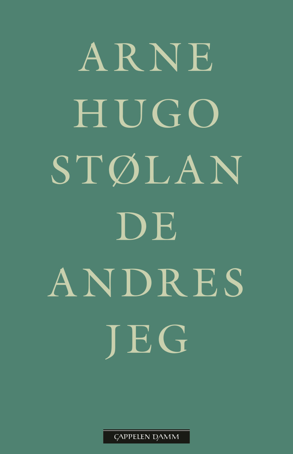Arne Hugo Stølans nye diktsamling er en skarp, varm
og innsiktsfull katalog over mennesker i hverdagssituasjoner som kanskje ikke er
så hverdagslige likevel, skriver forlaget.