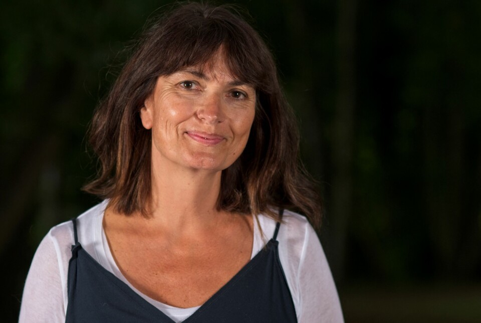 Forfatter Valérie Perrin troner igjen øverst på salgstoppen med romanen 'Tata' i kategorien 'skjønnlitteratur voksne' i uke 14 Forfatter Valérie Perrin ligger øverst på salgstoppen med romanen 'Tata' i kategorien 'skjønnlitteratur voksne' i uke 12