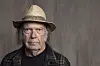Neil Young peker på at han risikerer å bli nektet innreise tilbake til USA etter Europa-turneen som tar ham til Bergen i juni.
