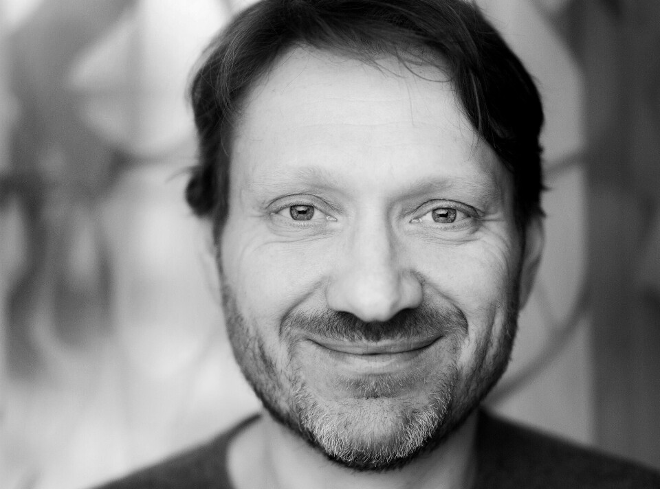Anders Bortne er forfatter, musiker, tegneserieskaper og forlagsredaktør. Han har gitt ut både romaner, sakprosa og noveller. Nå er han aktuell med novellesamlingen Betingelser for et liv.
