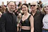 Joachim Trier har gjort inntrykk i Hollywood med filmen og sitt stjernelag, her Renate Reinsve, Stellan Skarsgård og Elle Fanning i Cannes.