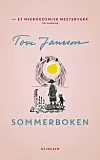 Bokomslag med teksten «Sommerboken» av Tove Jansson på lys rosa bakgrunn og en liten illustrasjon av sol og figurer.